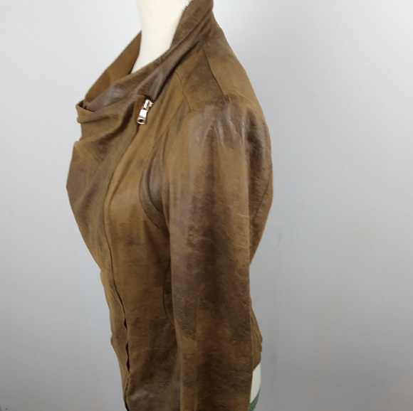 Zara Women Brown faux leather zip-up - Picture 2 of 7